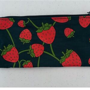 Baggu MEDIUM Flat Pouch - Carrots and Berries